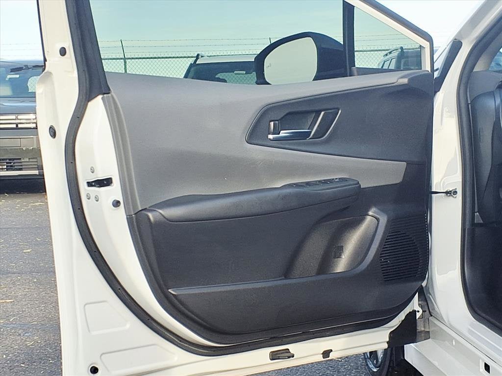 2023 Toyota Prius Base