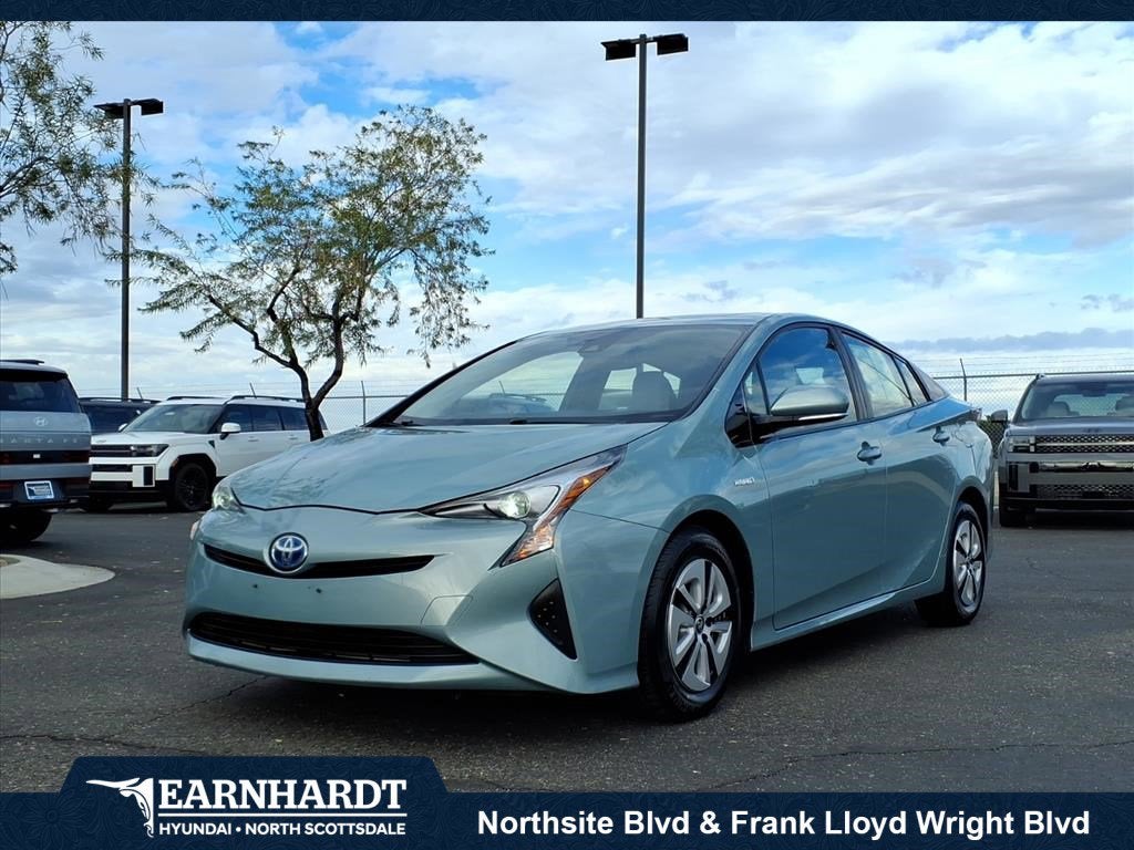 2016 Toyota Prius Base