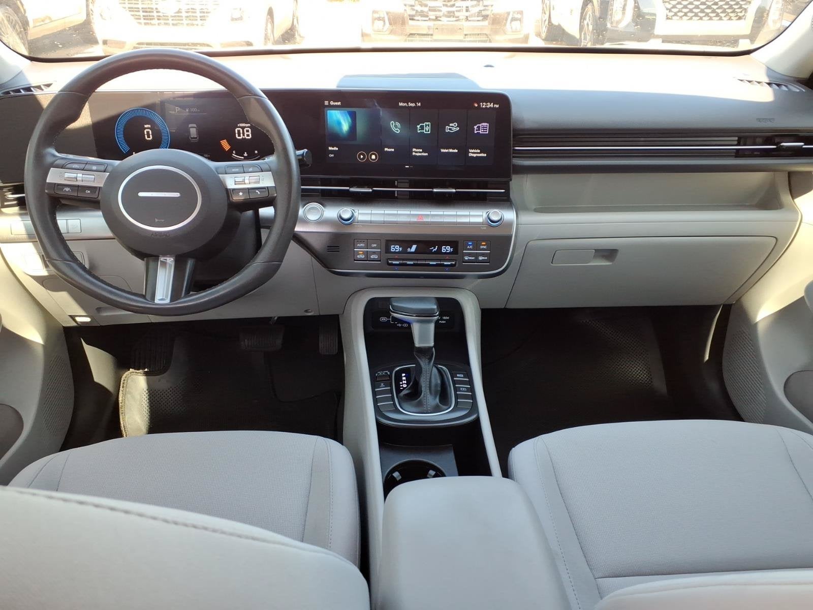 2024 Hyundai KONA SEL