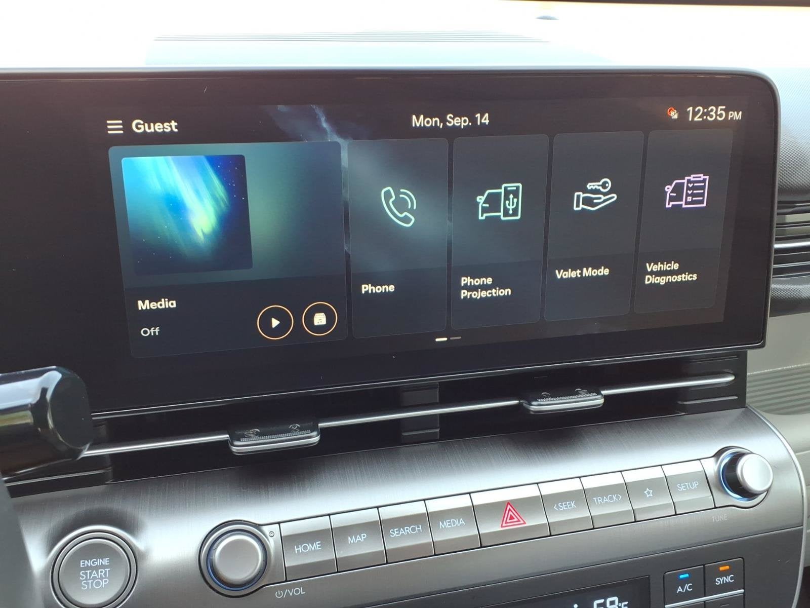 2024 Hyundai KONA SEL