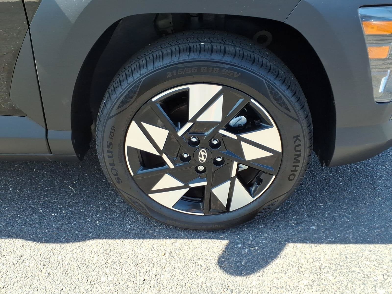 2024 Hyundai KONA SEL