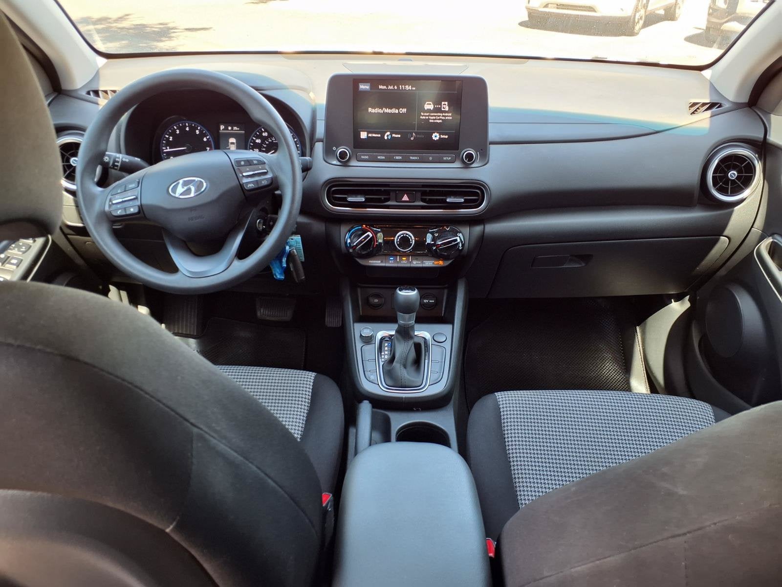 2023 Hyundai KONA SE