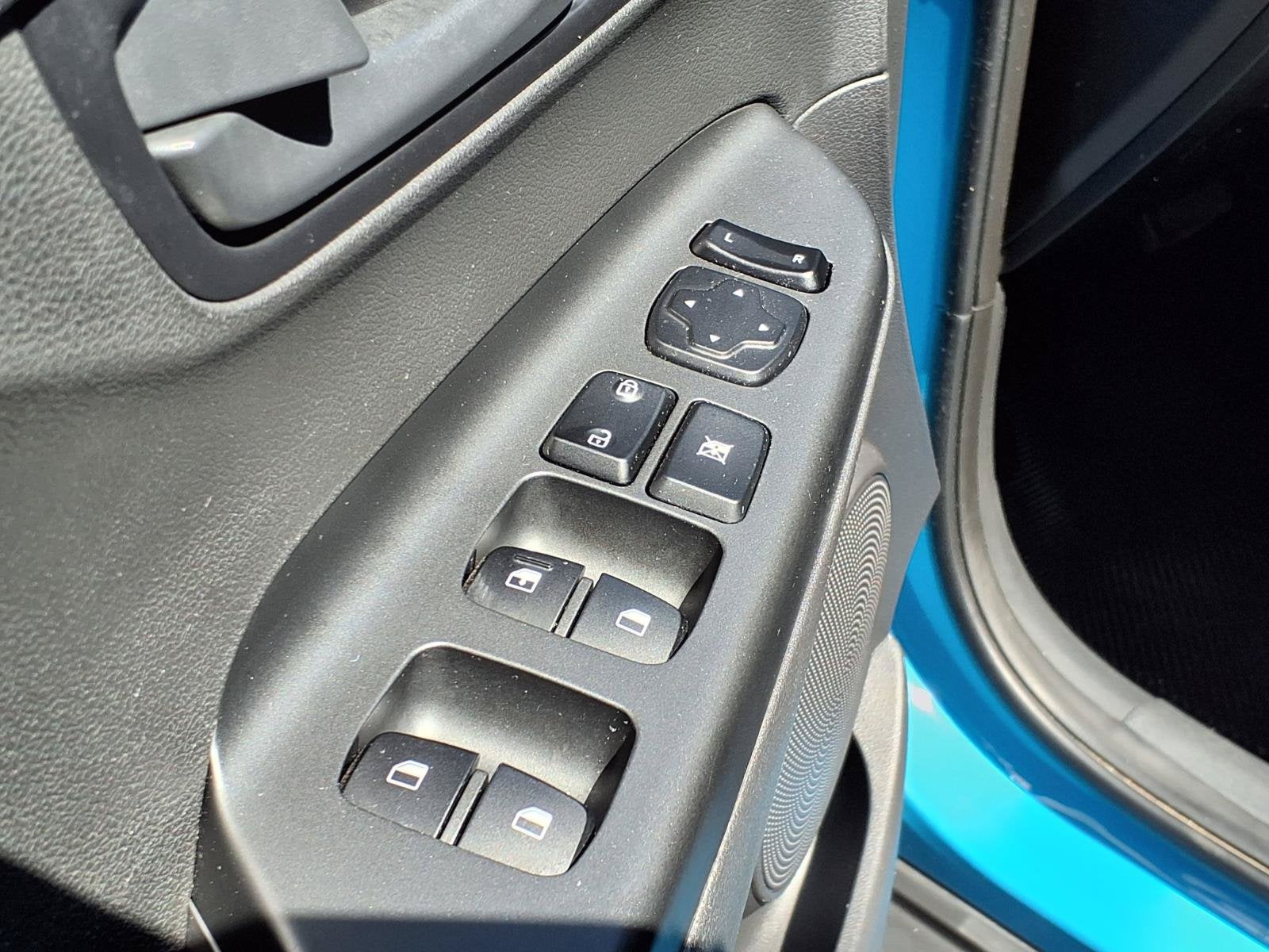 2023 Hyundai KONA SE