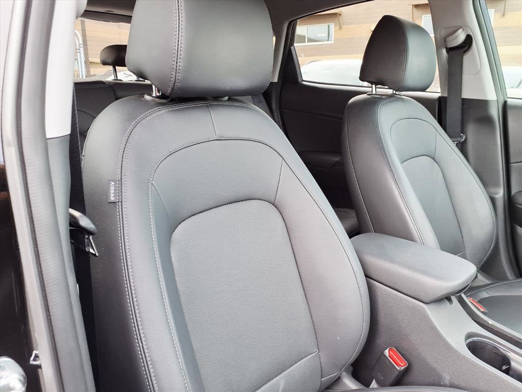 2023 Hyundai KONA Limited