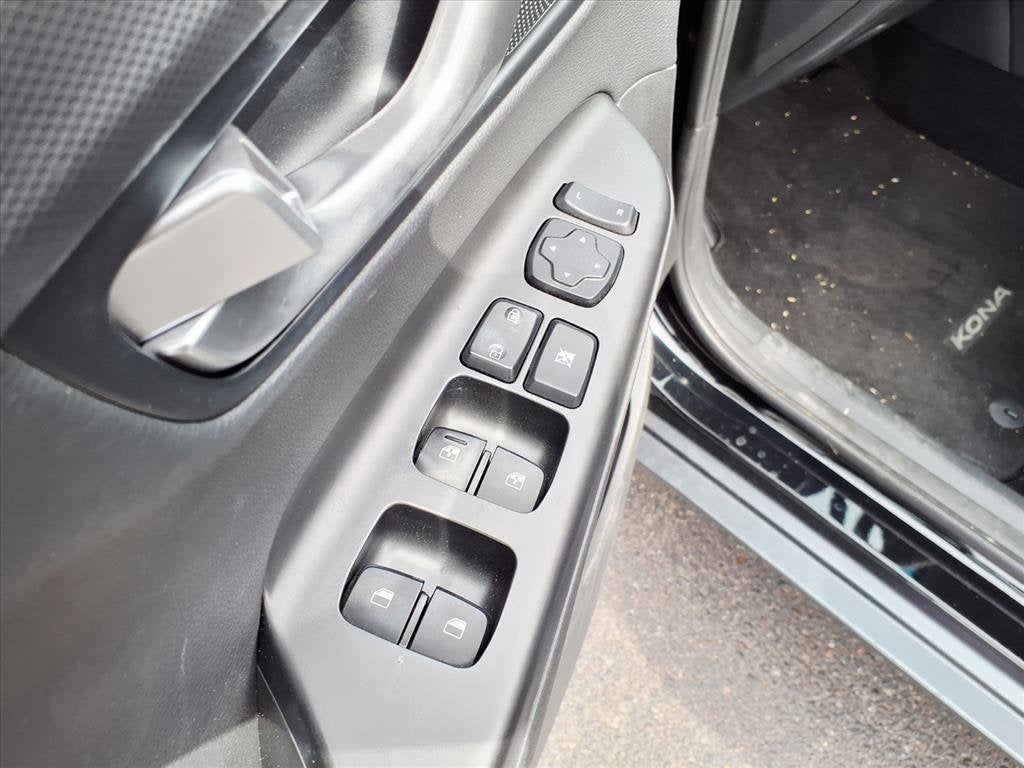 2023 Hyundai KONA Limited