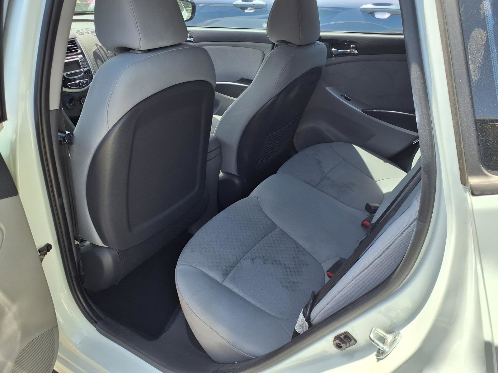 2013 Hyundai ACCENT SE