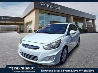 2013 Hyundai ACCENT SE