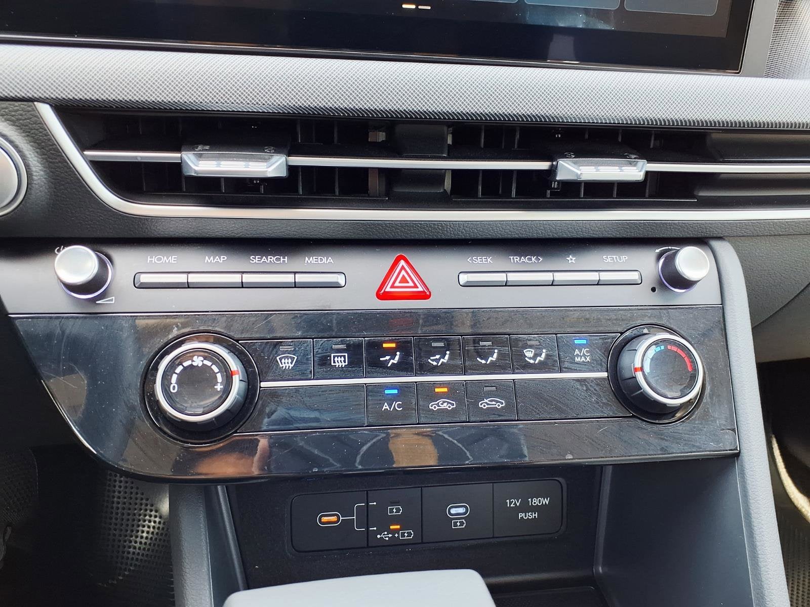 2025 Hyundai SONATA SE