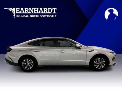 2026 Hyundai SONATA HYBRID Blue