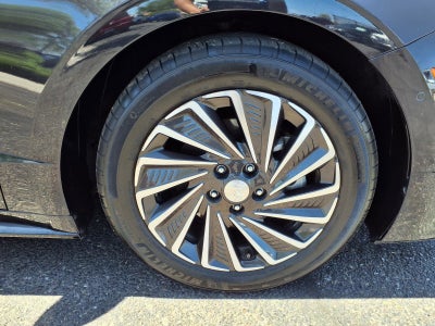 2023 Hyundai SONATA HYBRID Limited