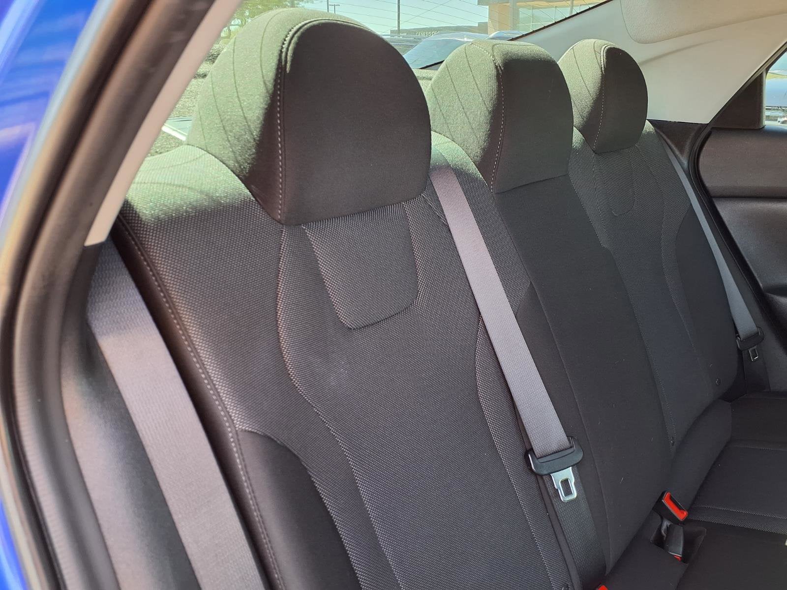 2023 Hyundai ELANTRA SE