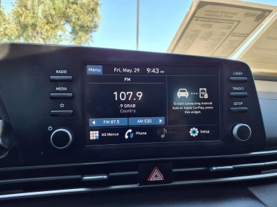2023 Hyundai ELANTRA SE