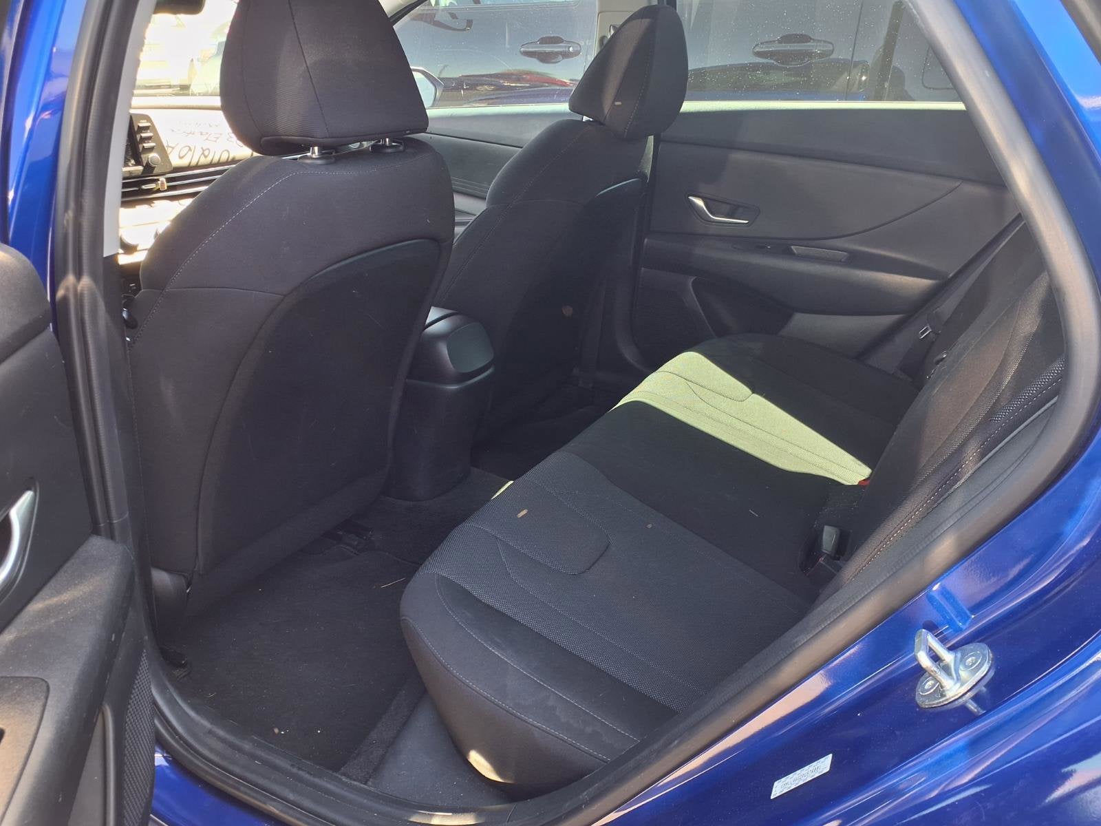 2023 Hyundai ELANTRA SE