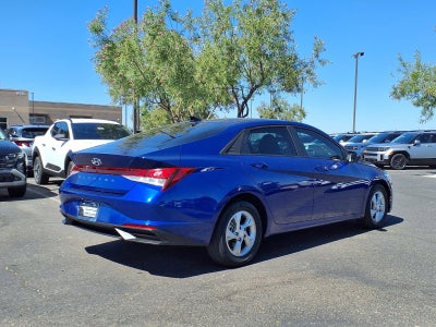 2023 Hyundai ELANTRA SE