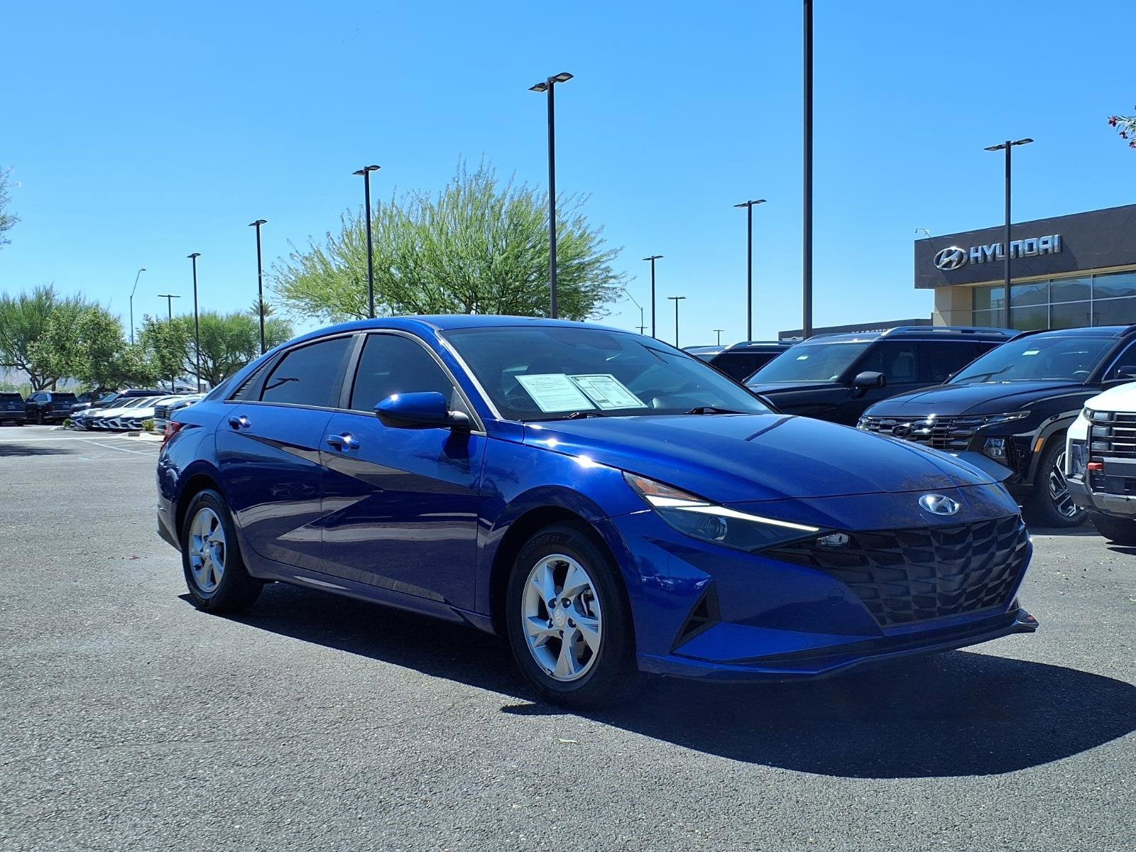 2023 Hyundai ELANTRA SE