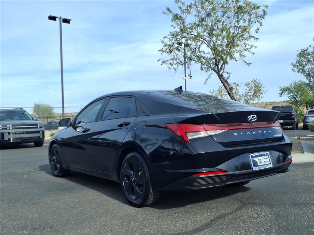 2023 Hyundai ELANTRA HYBRID Blue