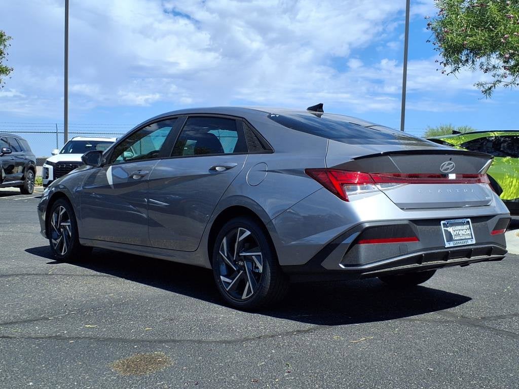 2025 Hyundai ELANTRA HYBRID SEL Sport