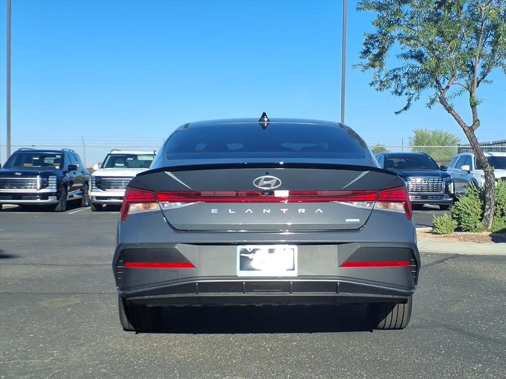 2025 Hyundai ELANTRA HYBRID SEL Sport