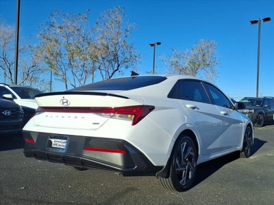 2025 Hyundai ELANTRA HYBRID SEL Sport