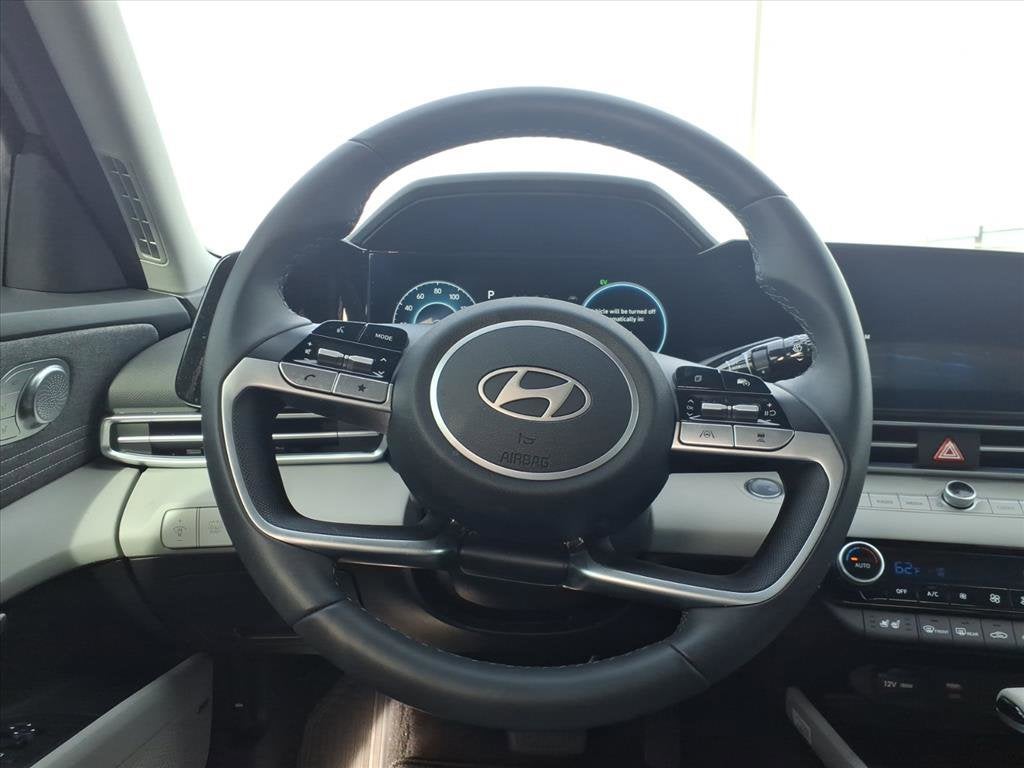 2025 Hyundai ELANTRA HYBRID Limited