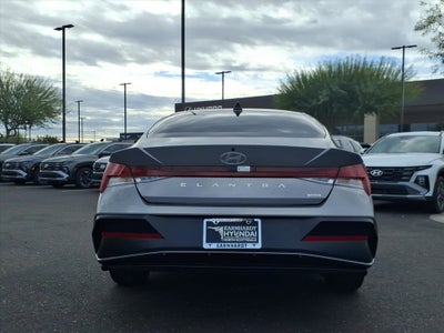 2025 Hyundai ELANTRA HYBRID Limited