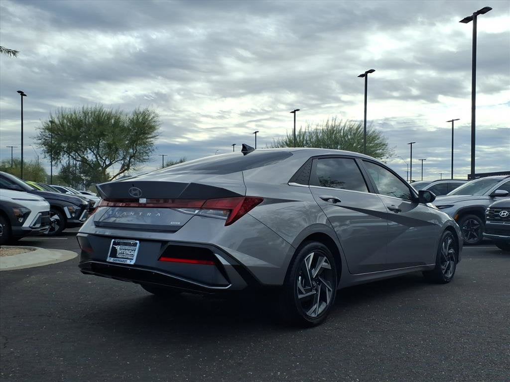 2025 Hyundai ELANTRA HYBRID Limited