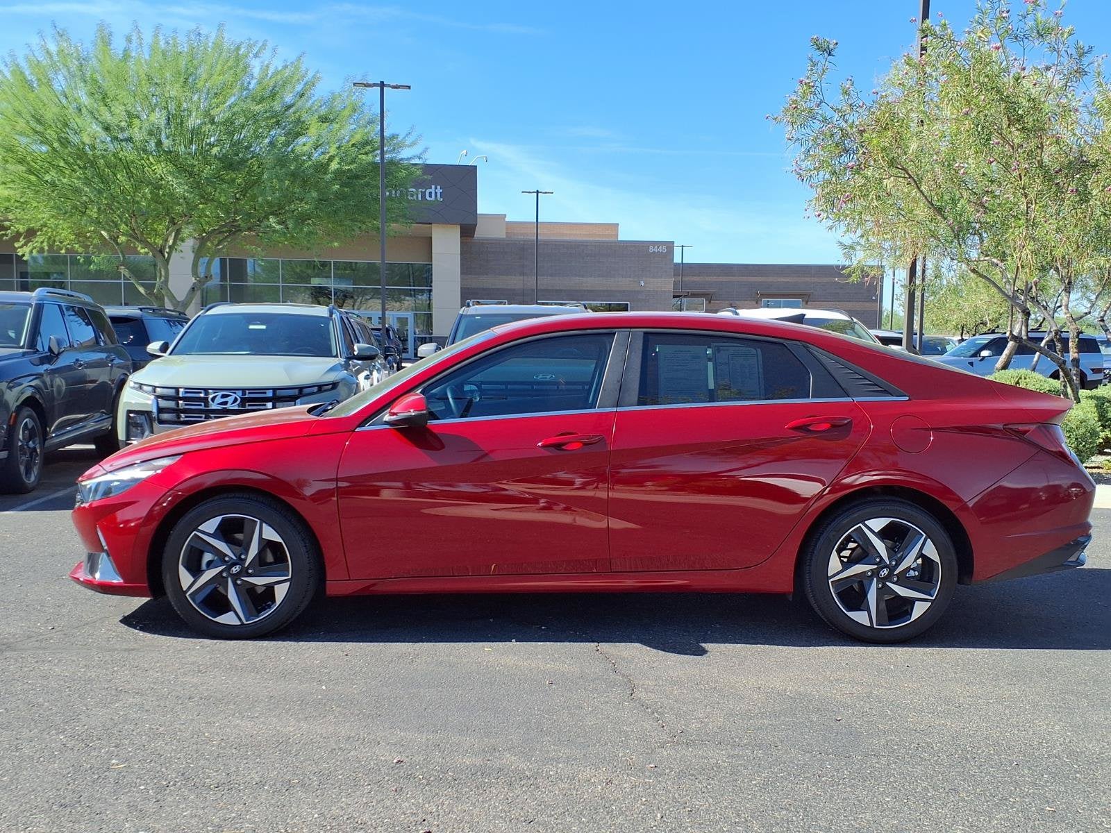2023 Hyundai ELANTRA Limited