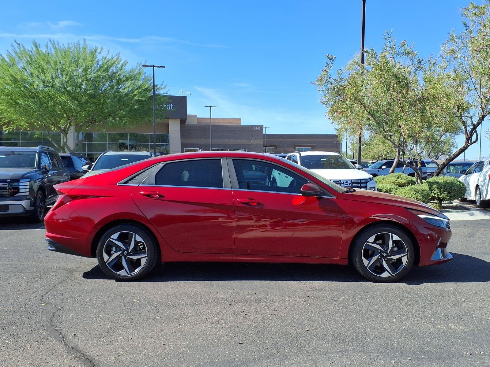 2023 Hyundai ELANTRA Limited