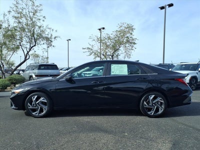 2024 Hyundai ELANTRA Limited