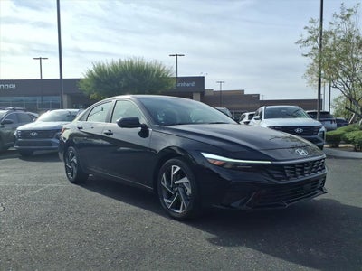 2024 Hyundai ELANTRA Limited