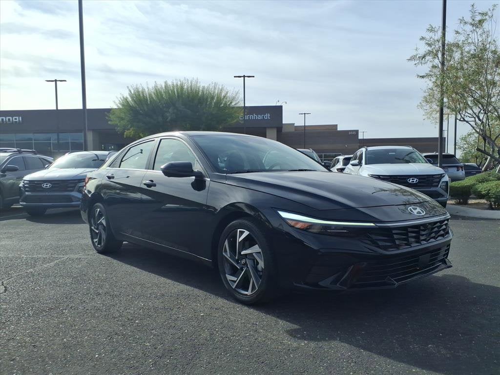 2024 Hyundai ELANTRA Limited
