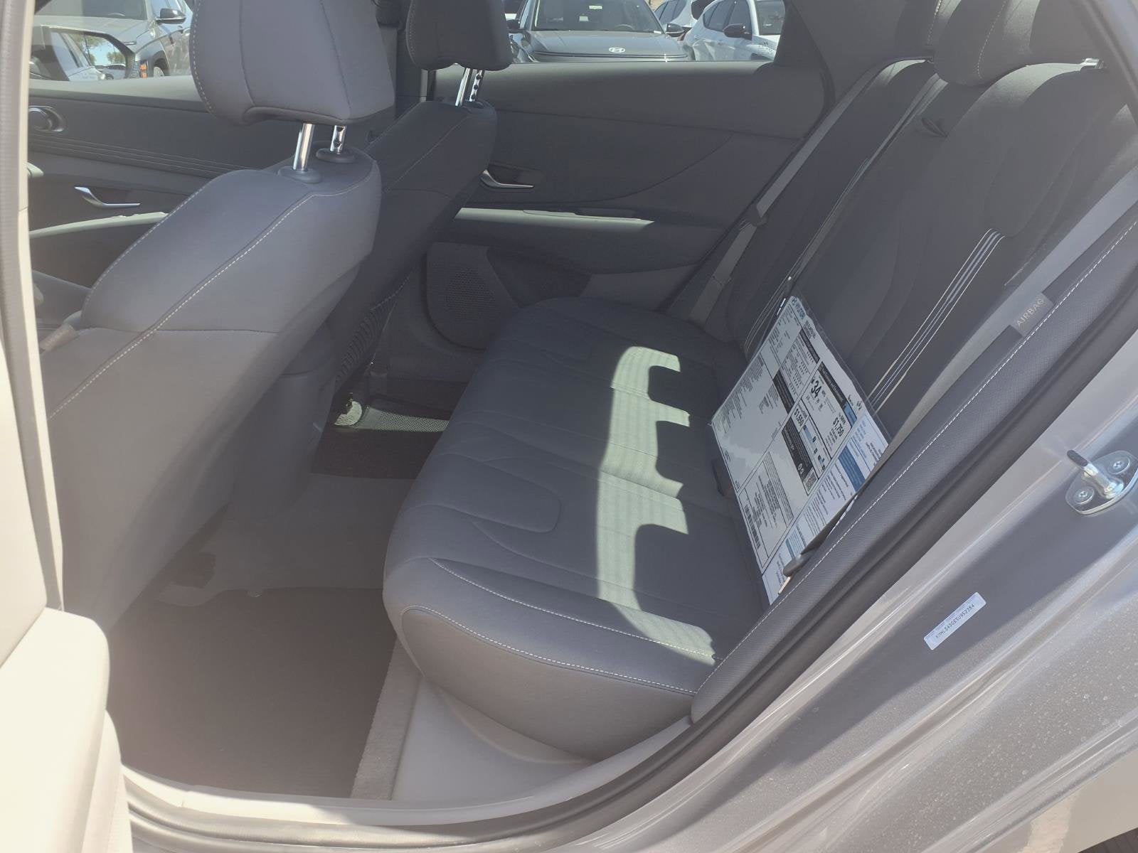 2025 Hyundai ELANTRA SEL Convenience