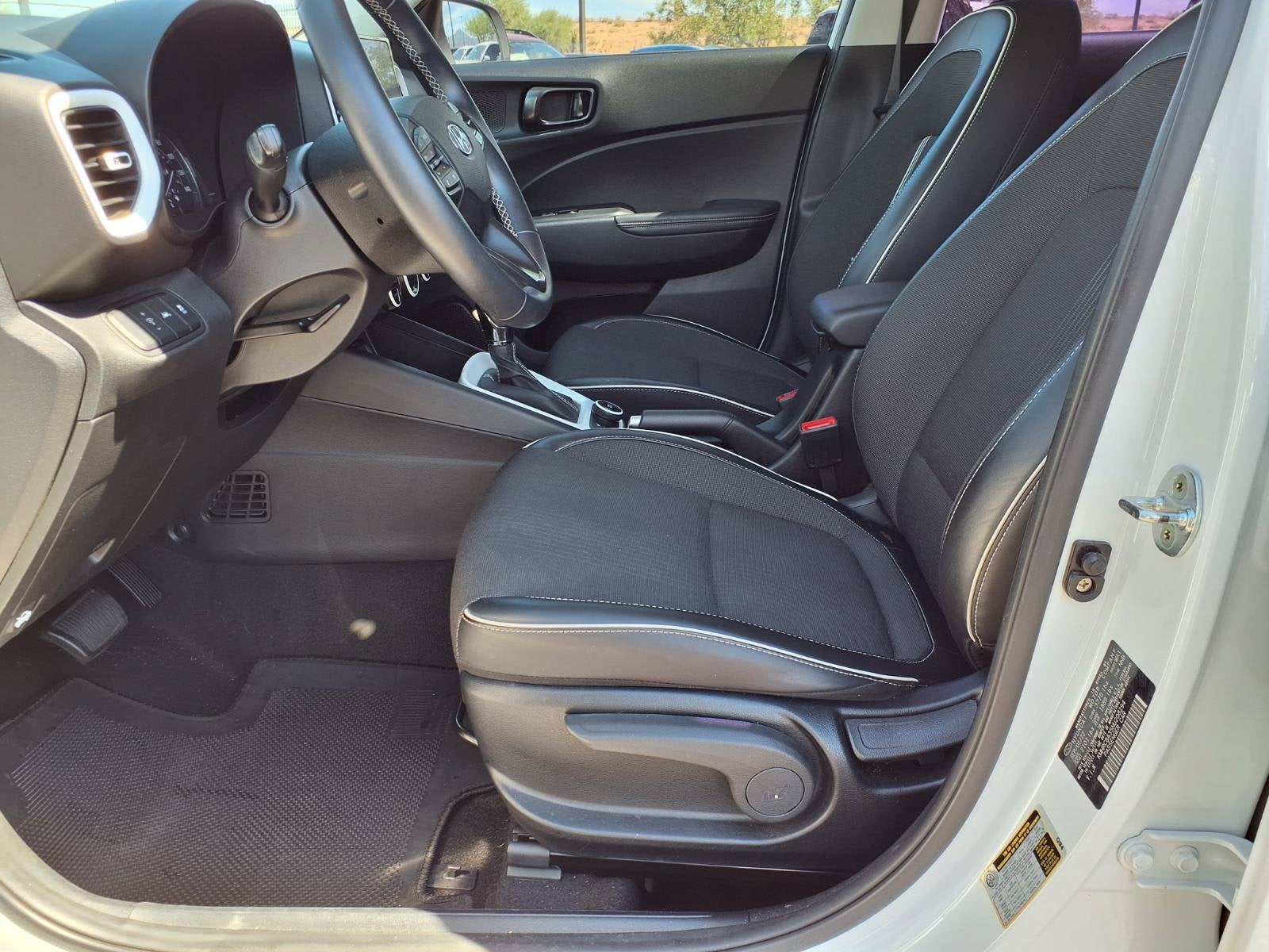 2022 Hyundai VENUE Limited