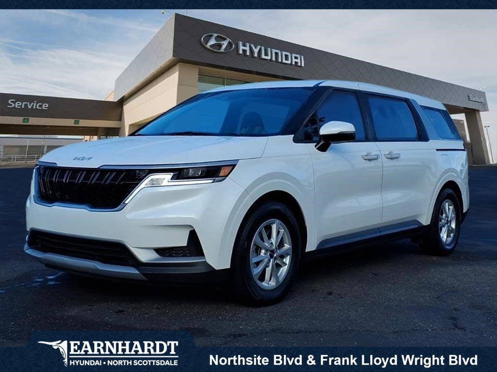 2024 Kia Carnival LX