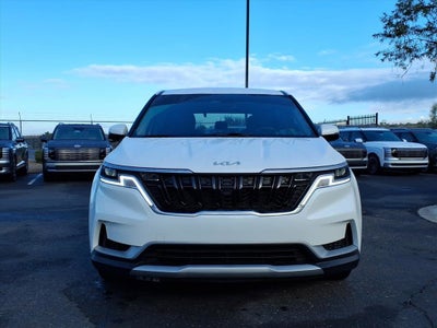 2024 Kia Carnival LX