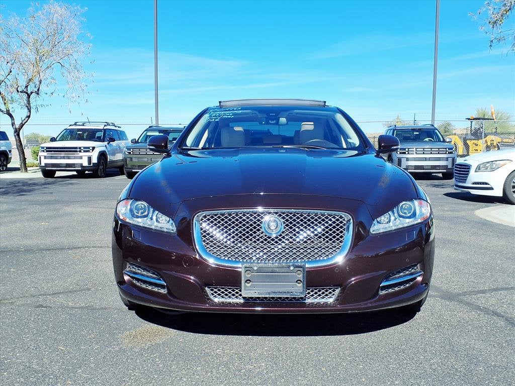 2013 Jaguar XJ Base