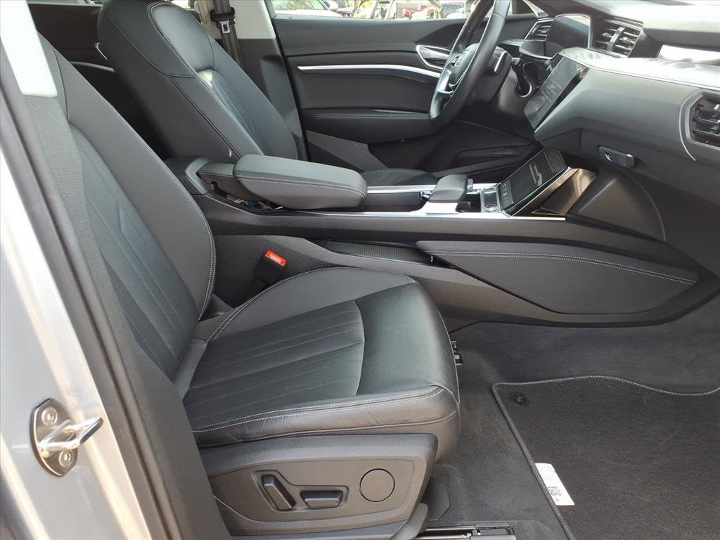 2022 Audi e-tron Premium