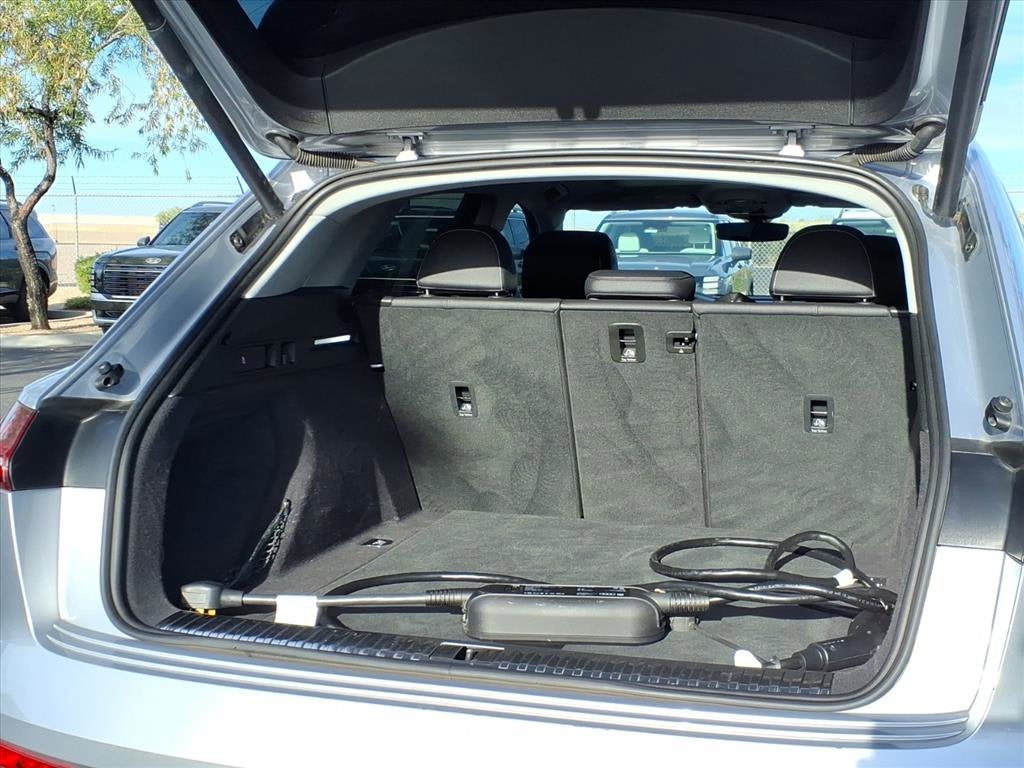 2022 Audi e-tron Premium