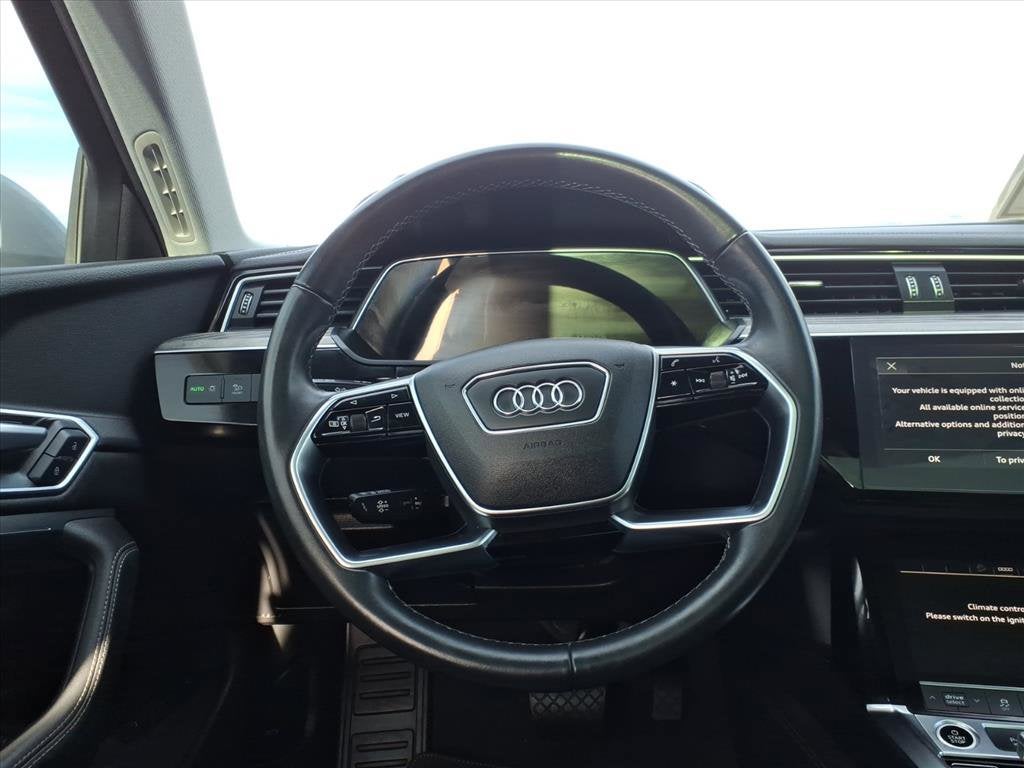 2022 Audi e-tron Premium