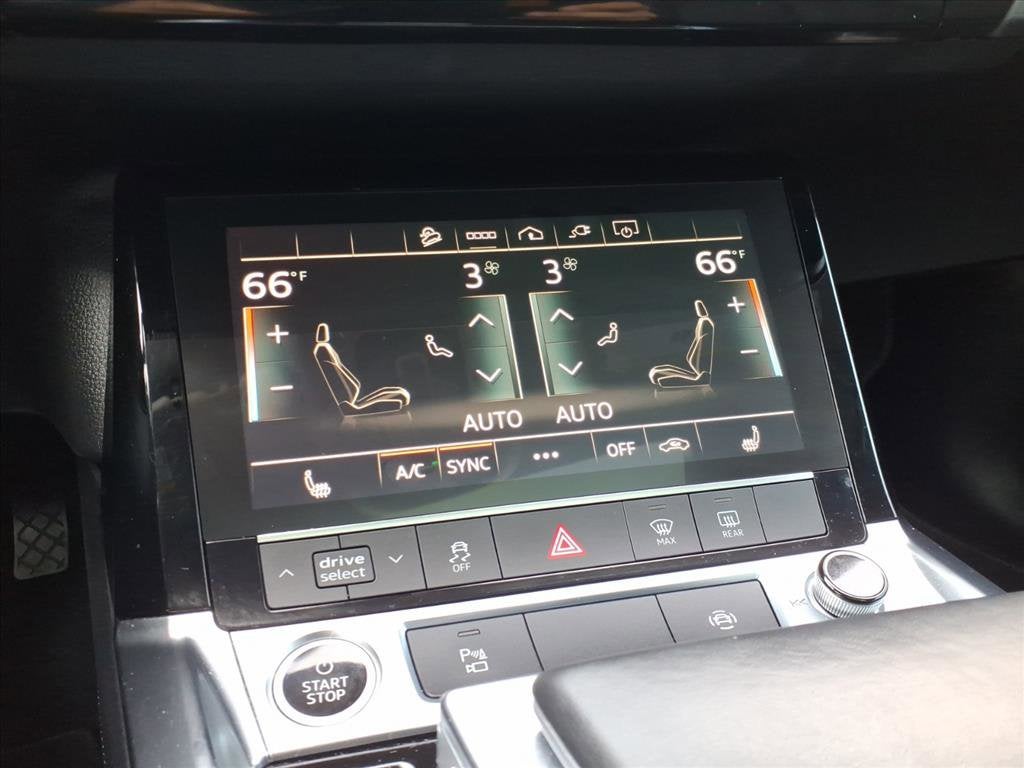 2022 Audi e-tron Premium