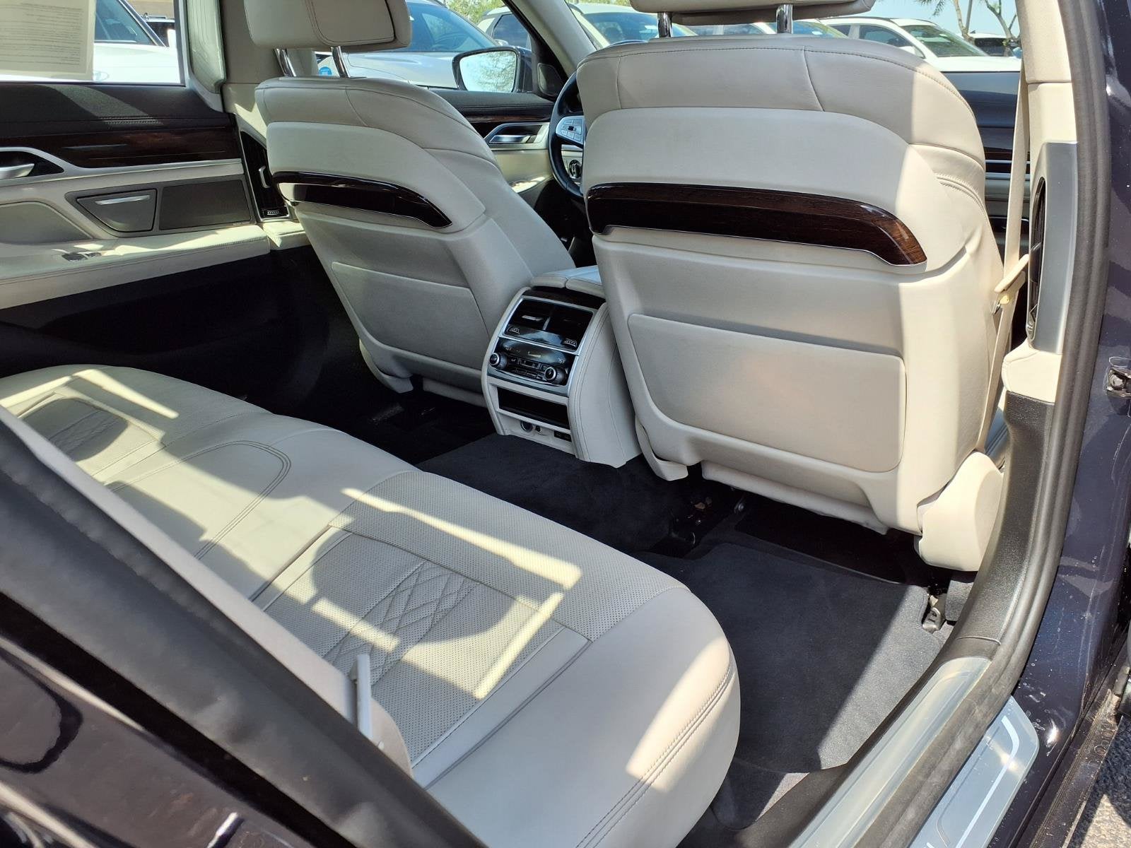 2020 BMW 7 Series 740i