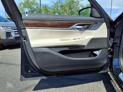 2020 BMW 7 Series 740i