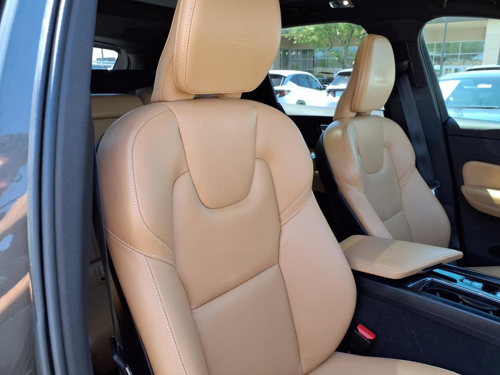 2020 Volvo XC60 Inscription