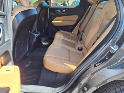 2020 Volvo XC60 Inscription