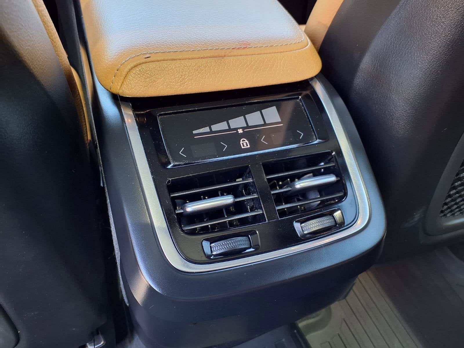 2020 Volvo XC60 Inscription