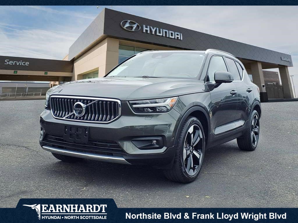 2019 Volvo XC40 Inscription