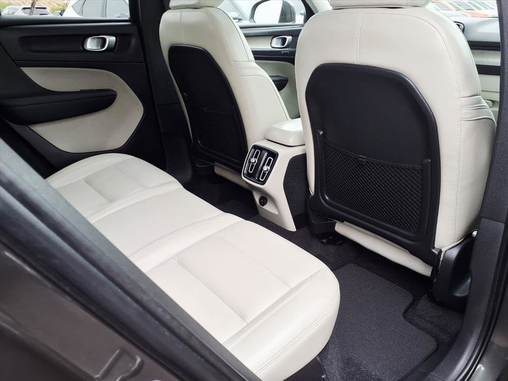 2019 Volvo XC40 Inscription