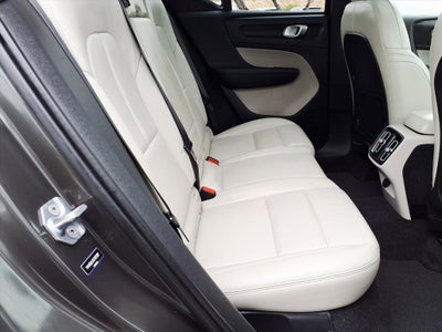 2019 Volvo XC40 Inscription