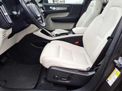 2019 Volvo XC40 Inscription