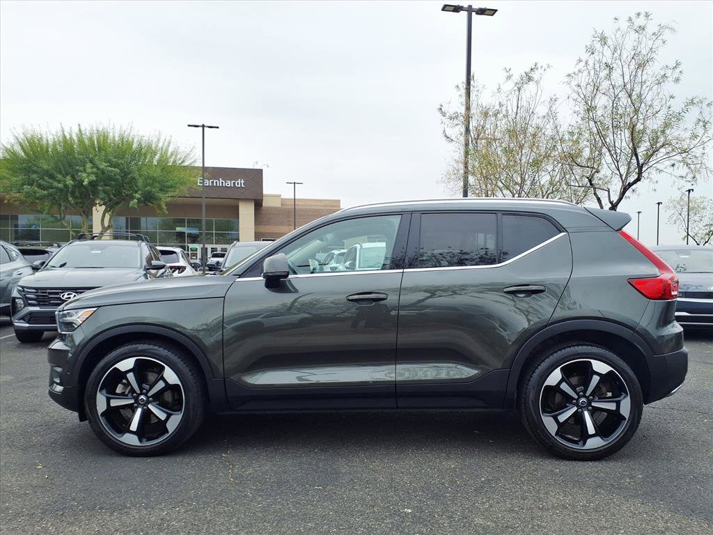 2019 Volvo XC40 Inscription